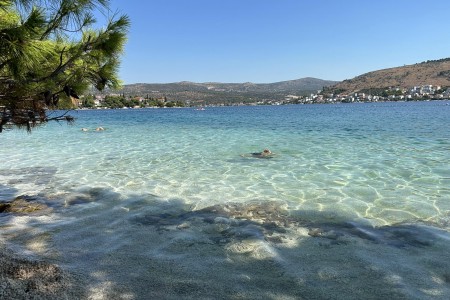 Rogoznica- centar – kuća sa 7 apartmana i pogledom na more, 330,49 m2