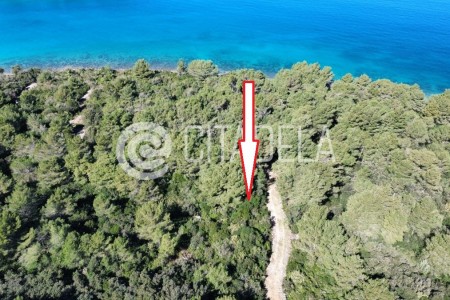 Pašman, Ždrelac - poljoprivredno zeljište drugi red do mora, 1796 m2