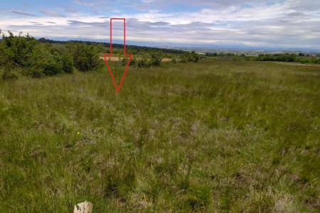 Sv. Filip i Jakov - zemljište 2225 m2, pogodno za vikendicu od 30 m2