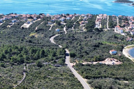 Ždrelac, Gladuša -građevinsko zemljište, 409 m2