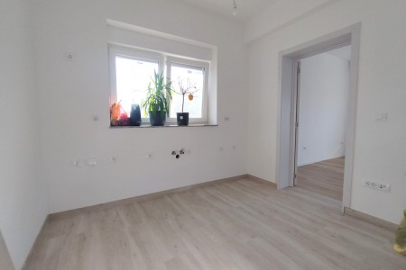Posedarje - novi apartman A4 s vrtom u blizini mora, 34 m2