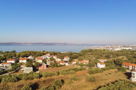 Bibinje - građevinsko zemljište, 2165 m2