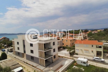 Sukošan, Punta - novi luksuzni apartman u prizemlju, 109 m2