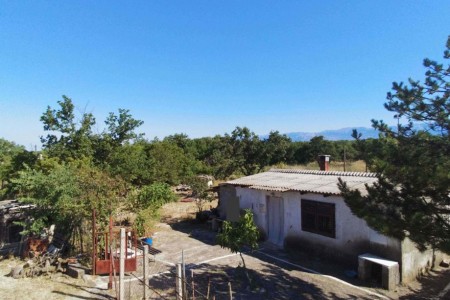 Poličnik, Rupalj – kuća na zemljištu od 1368 m2