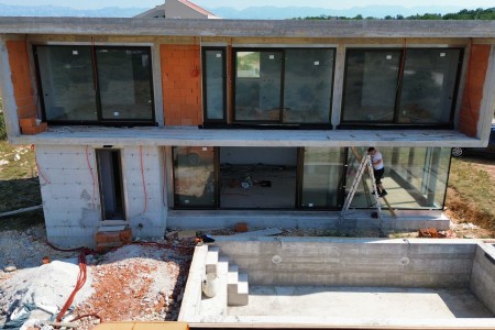 Vrsi- kuća za odmor s bazenom u izgradnji, 200 m2
