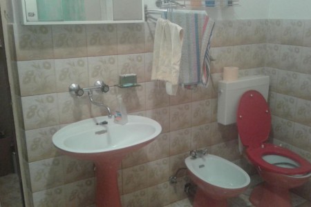 Otok Ugljan, Lukoran – samostojeća kuća za adaptaciju, 80 m2