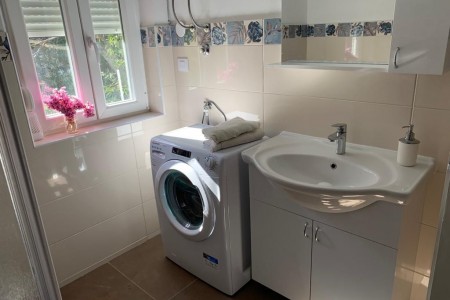 Ugljan, Kali - kuća 100 m od mora s pogledom, 202 m2