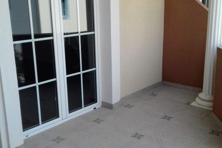 Biograd na Moru - kuća s 9 apartmana, 481 m2, novogradnja 