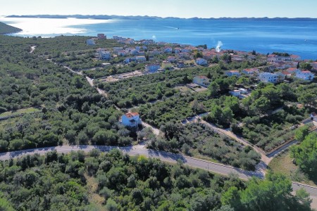 Ždrelac, Gladu&scaron;a -građevinsko zemlji&scaron;te, 409 m2