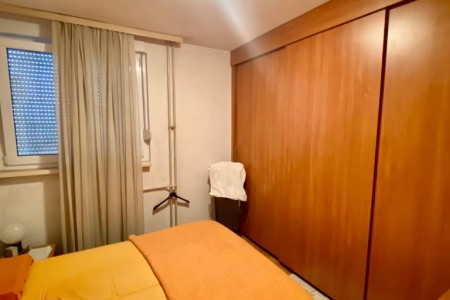 Zadar, Bulevar – dvosoban stan s pogledom na more, 76 m2