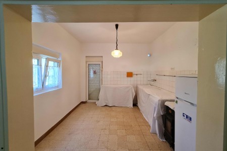Pašman, Ždrelac - kuća 130 m2, 300 m od mora