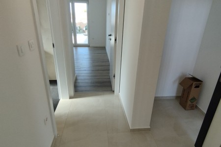 Vodice - dvosobni apartmani, 74 m2, novogradnja iz 2026 