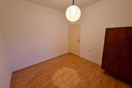 Pašman, Ždrelac - kuća 130 m2, 300 m od mora