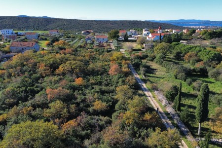 Sukošan, Debeljak – građevinsko zemljište na mirnoj lokaciji, 584 m2