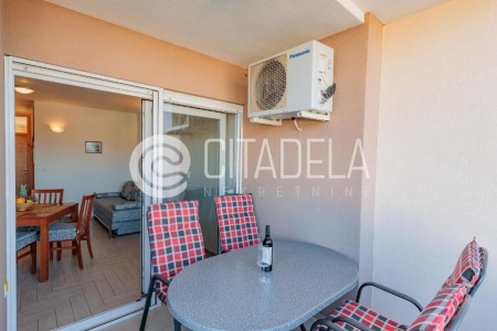 Nin - jednosoban apartman s pogledom na more i Velebit – 54 m2