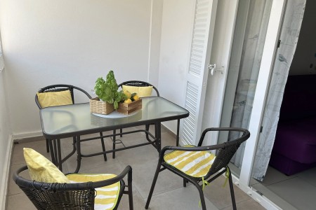 Rogoznica- centar – kuća sa 7 apartmana i pogledom na more, 330,49 m2