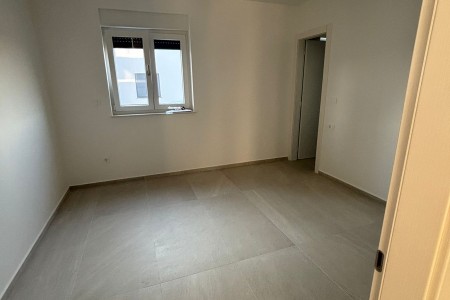 Privlaka – dvosoban stan u blizini mora, novogradnja, 70 m2