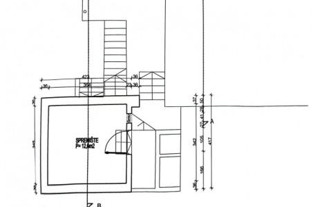 Posedarje - samostojeća kuća s dva stana 155 m2 i garažom 21 m2