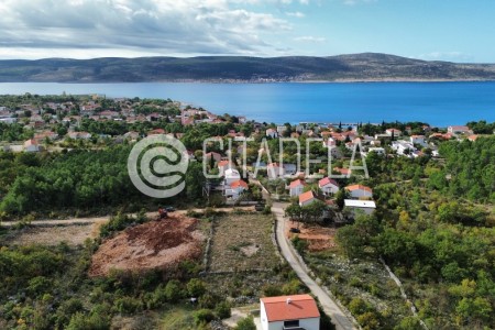 Seline - građevinsko zemljište pravilnog oblika, 566 m2