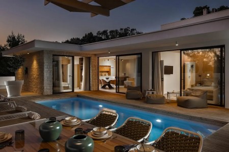 Sukošan - nova kuća za odmor 300 m od mora, 140 m2