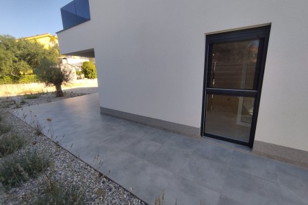 Vodice - dvosobni apartmani, 74 m2, novogradnja iz 2026 