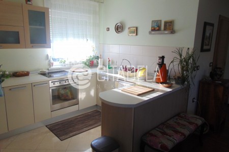 Zadar, Višnjik – dvoetažni stan na izvrsnoj poziciji, 207 m2 