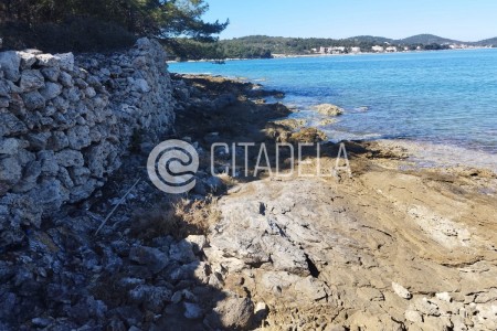 Pašman, Ždrelac - poljoprivredno zeljište prvi red do mora, 2851 m2
