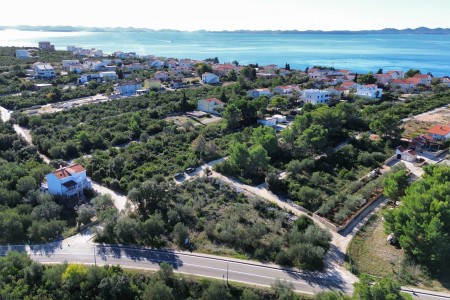 Ždrelac, Gladu&scaron;a -građevinsko zemlji&scaron;te, 409 m2