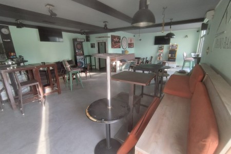 Zadar, Relja - poslovni prostor na dobroj lokaciji, 85 m2