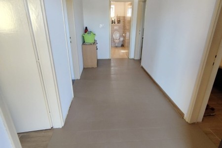 Sveti Filip i Jakov , renovirana kuća u mirnom dijelu, 220 m2