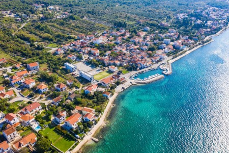 Zadar, Diklo - građevinsko zemljište s pogledom na more, 1750 m2