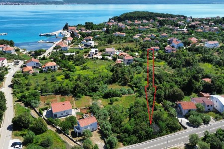 Pašman, Ždrelac - građevinsko zemljište 300 m od mora, 926 m2