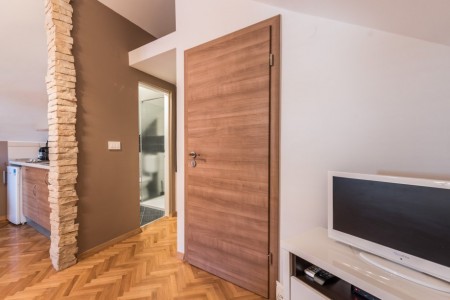 Hotel u centru Zadra s pogledom na Sv. Donat, 182 m2 