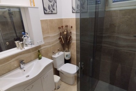 Suhovare - kuća za odmor s bazenom i pomoćnim objektima