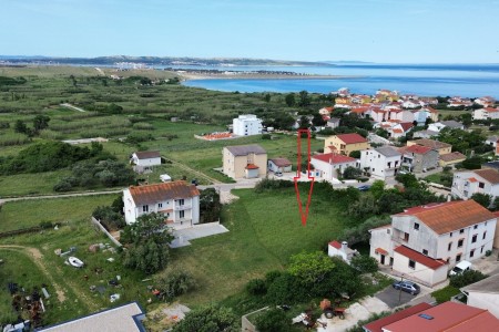 Povljana, Centar - građevinsko zemlji&scaron;te s pogledom na more, 1296 m2