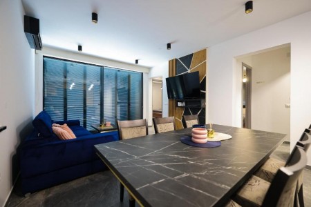 Sukošan, Punta - novi luksuzni apartman u prizemlju, 109 m2