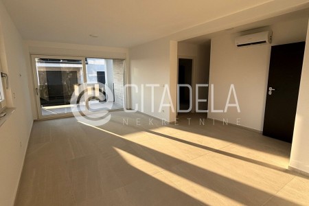 Privlaka – dvosoban stan u blizini mora, novogradnja, 70 m2