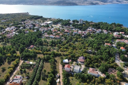 Starigrad - građevinsko zemljište, 432 m2