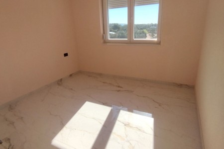 Turanj - penthouse s pogledom na more, novogradnja, 214 m2