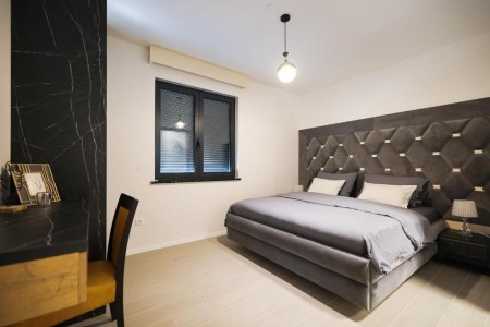 Sukošan, Punta - novi luksuzni apartman u prizemlju, 109 m2