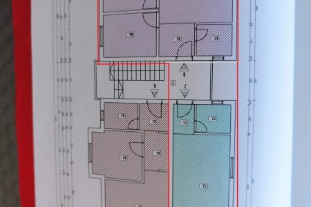 Turanj – novi trosoban apartman prvi red do mora, 72 m2