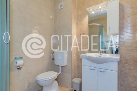 Nin - jednosoban apartman s pogledom na more i Velebit – 54 m2