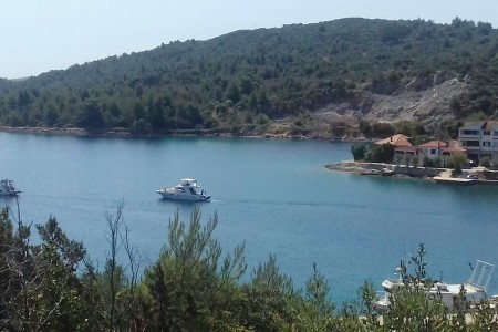 Dugi Otok, Zaglav - građevinsko zemljište prvi red do mora, 924 m2