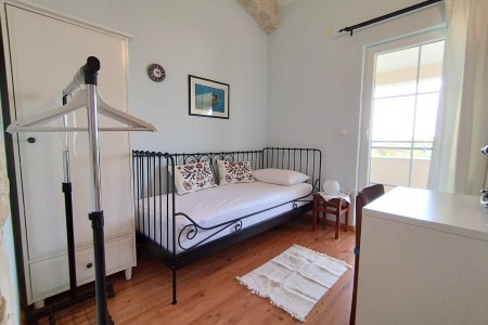 Pirovac - samostojeća kuća s dva stana, 169 m2