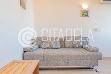 Nin - jednosoban apartman s pogledom na more i Velebit – 54 m2