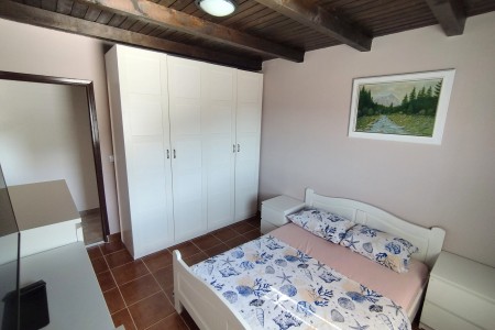 Karlobag, Ribarica - dvosoban apartman s pogledom na more, 82 m2