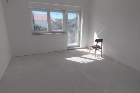 Posedarje - novi apartman A4 s vrtom u blizini mora, 34 m2